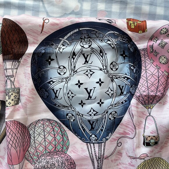 Louis Vuitton Hot Air Balloon Square Scarf - Picture 2 of 5